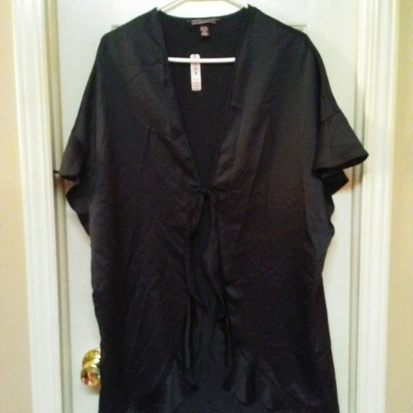 NWT Victoria's Secret Ruffly Satin Kimono Robe OS - Picture 2 of 10